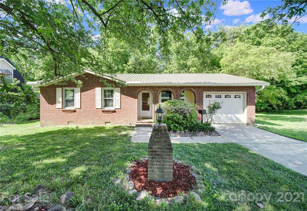 316 Adams Street - Photo 1