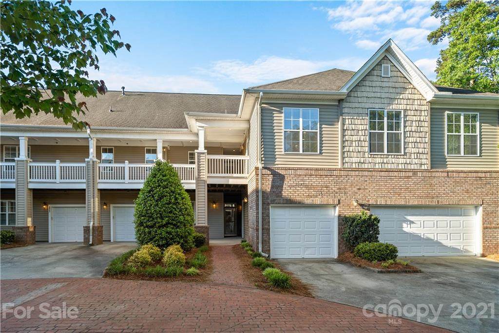 8929 Rosalyn Glen Road - Photo 1