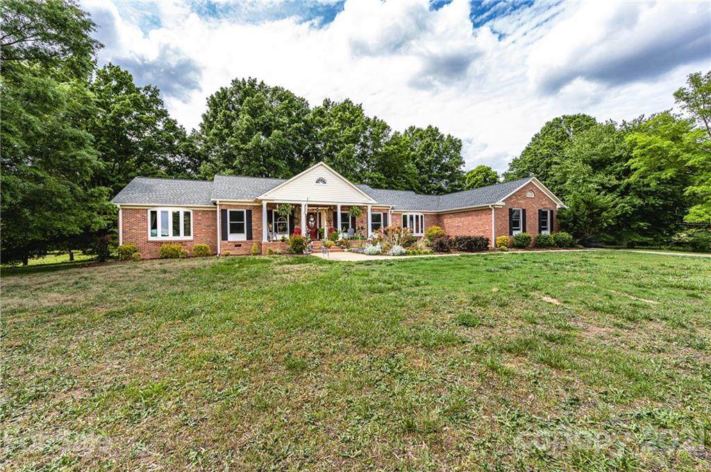 515 Windy Hill Road - Photo 1