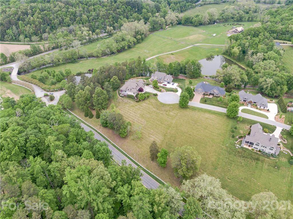 76 Water Hill Way - Photo 1