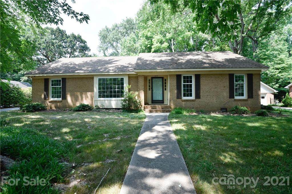 1271 Piccadilly Drive - Photo 1