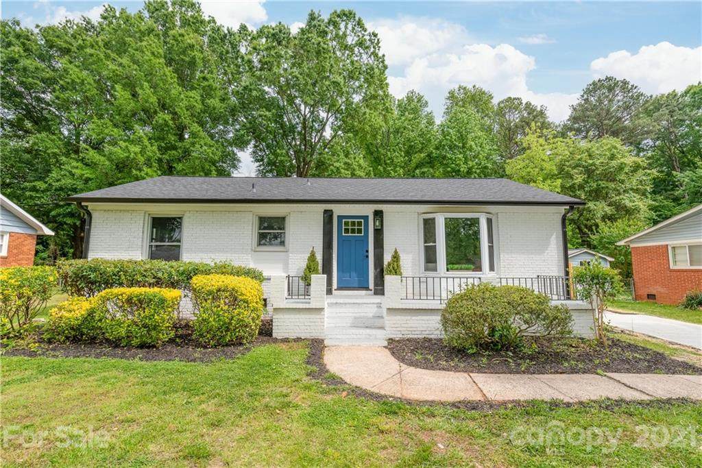 4021 Broadview Drive - Photo 1