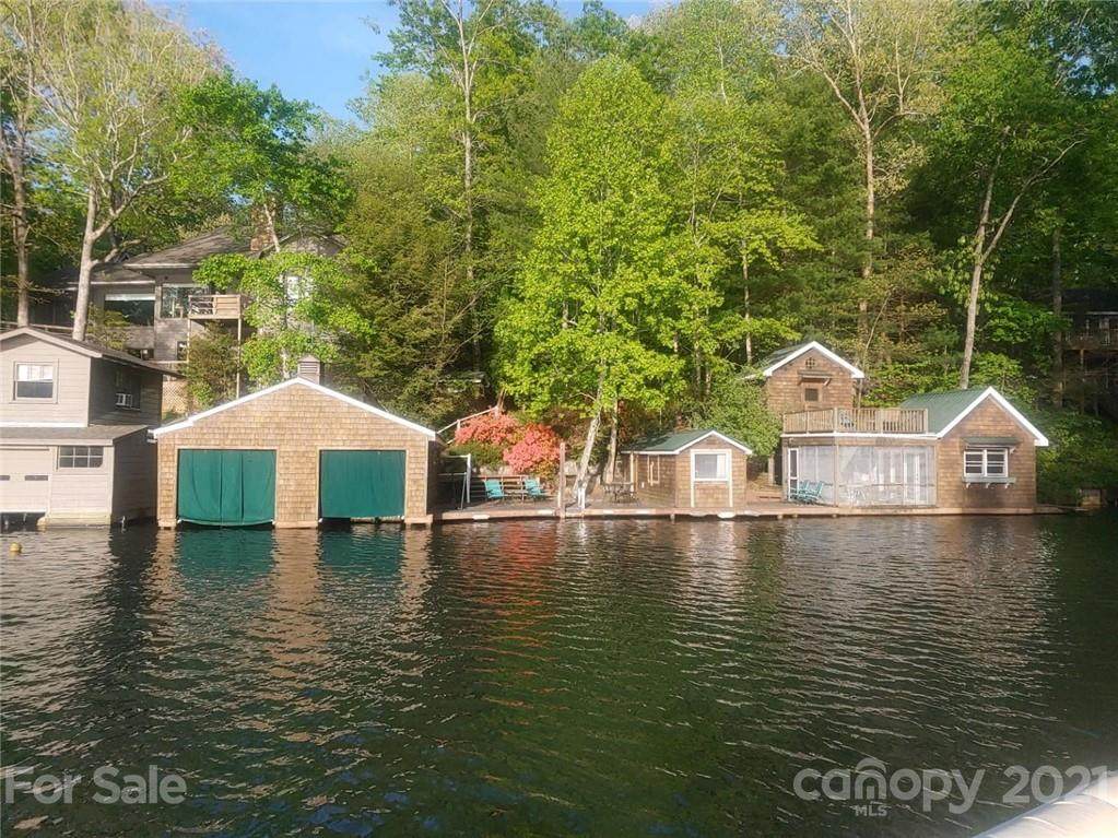 1028 Lakeshore Drive - Photo 1