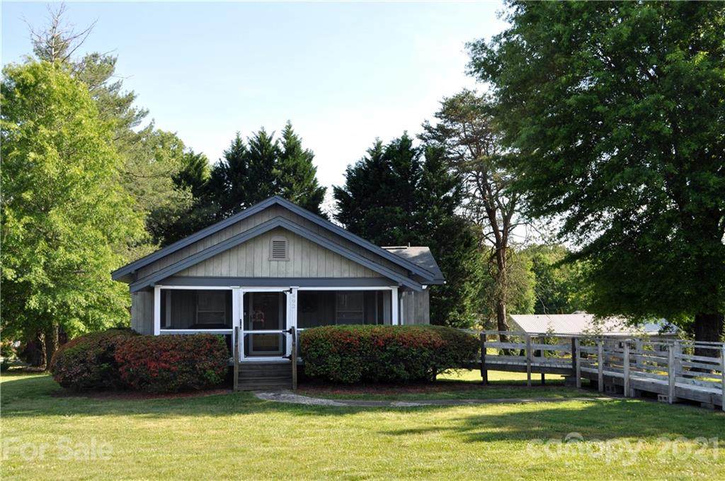 492 26th Avenue - Photo 1