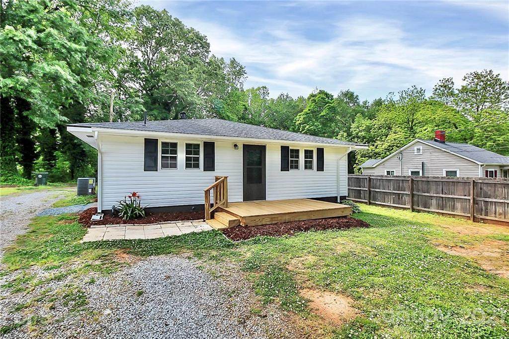 505 North Drive - Photo 1