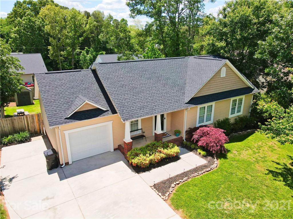 7874 Katherine Drive - Photo 1