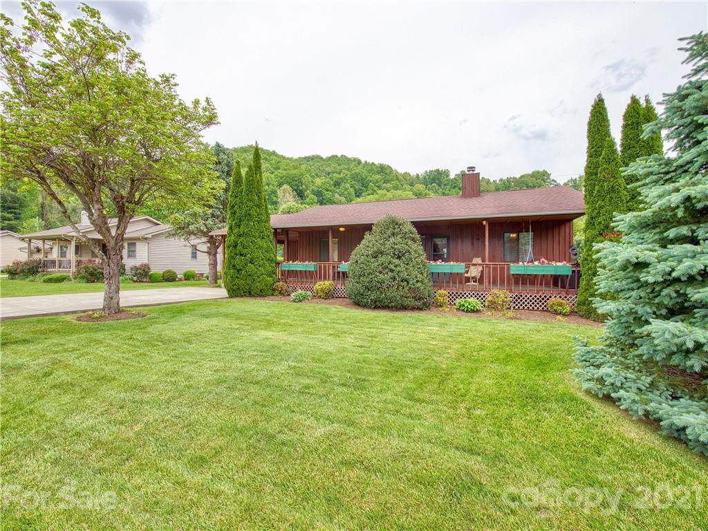 36 Sunflower Lane - Photo 1