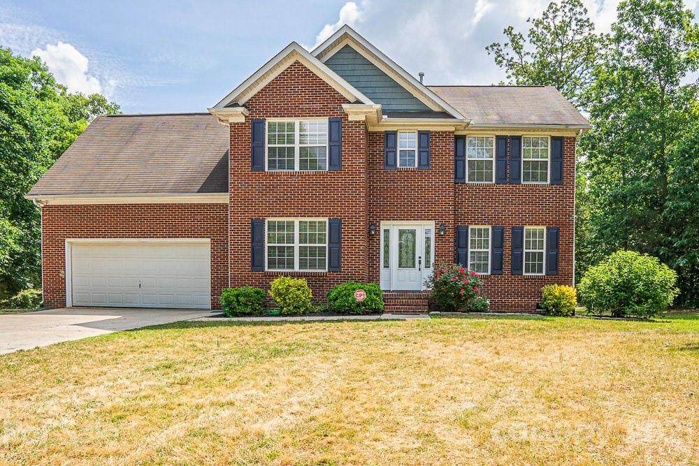 710 Kintyre Drive - Photo 1