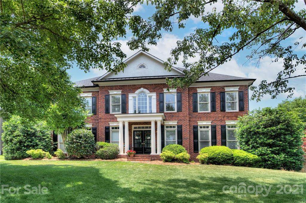 17040 Laurelmont Court - Photo 1