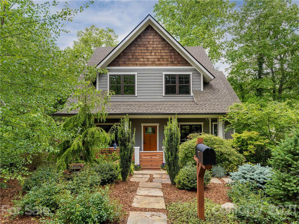 32 Plymouth Circle - Photo 1