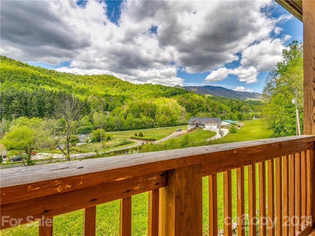 292 Canter Lane - Photo 1
