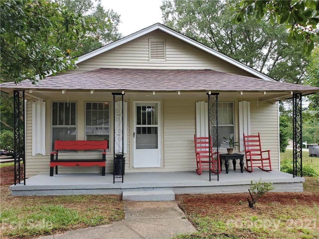 2622 Shady Lane Avenue - Photo 1