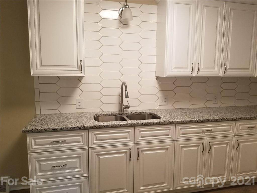 429 Mahaley Avenue - Photo 1