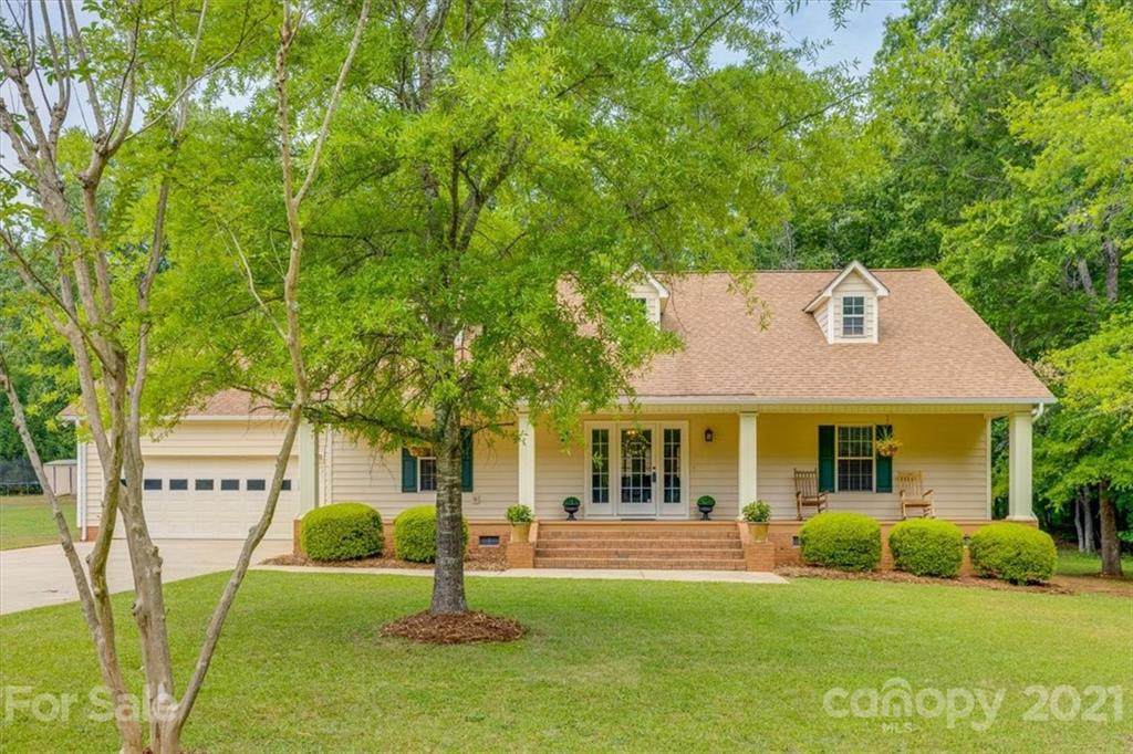 2521 Lazy Oak Drive - Photo 1