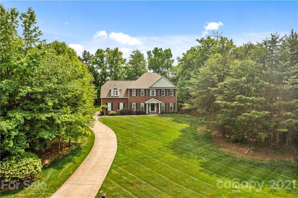 2563 Green Point Lane - Photo 1