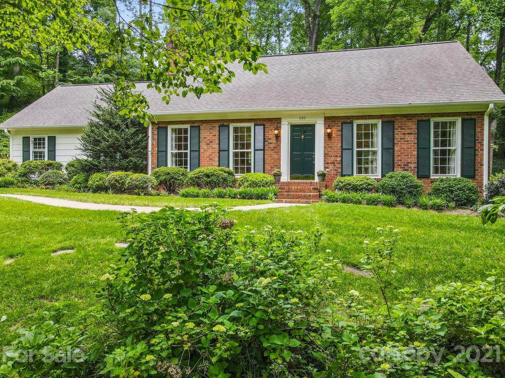 920 24th Ave Drive - Photo 1