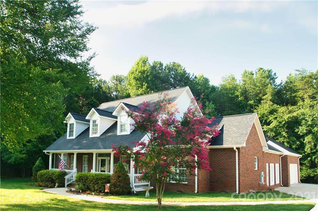 840 Stafford Estates Drive - Photo 1