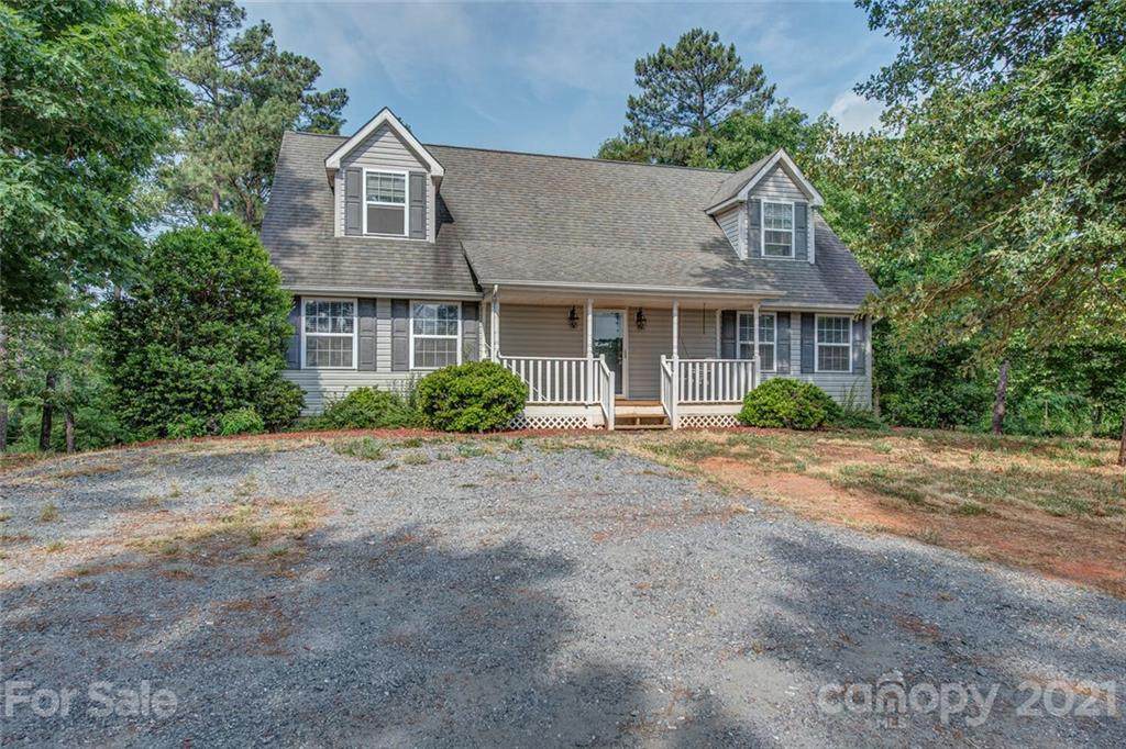 454 Lemmons Road - Photo 1