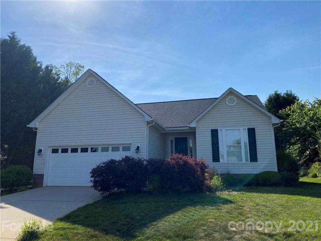 205 Kingsford Drive - Photo 1