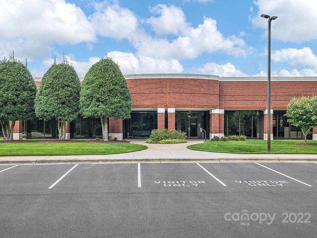 300 Ridgefield Court - Photo 1