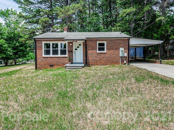 1005 Klondale Street - Photo 1