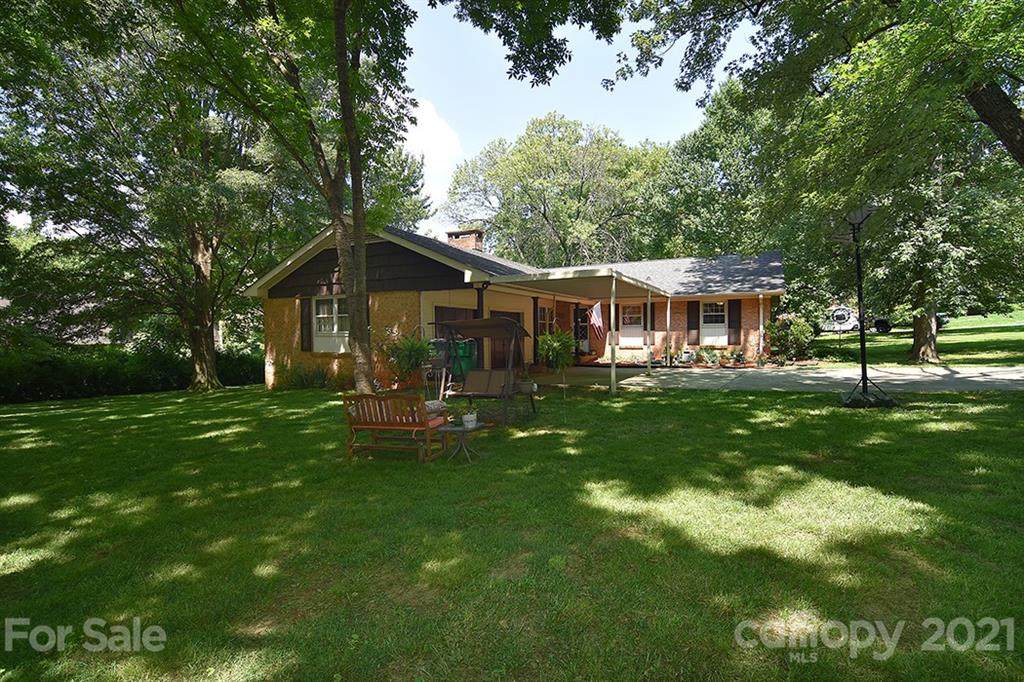 4501 Stardust Drive - Photo 1