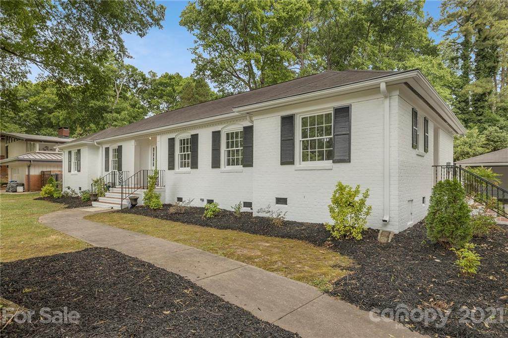 1400 Cavendish Court - Photo 1