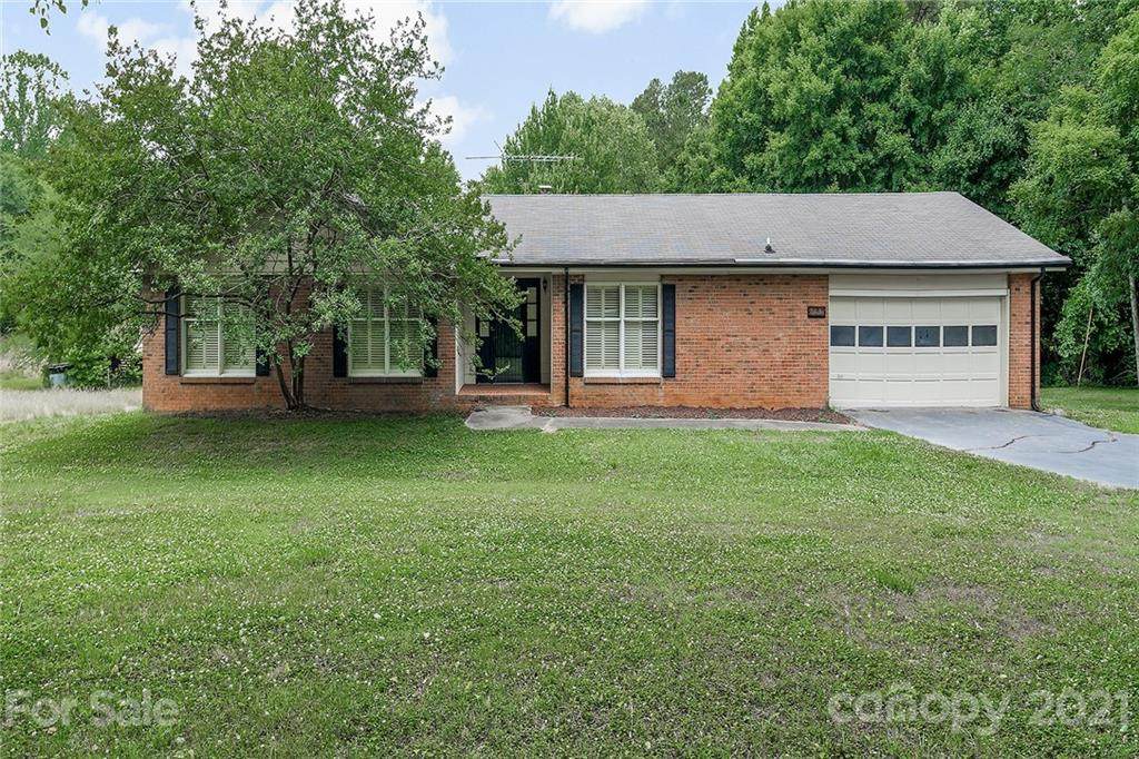 3001 Jim Johnson Road - Photo 1