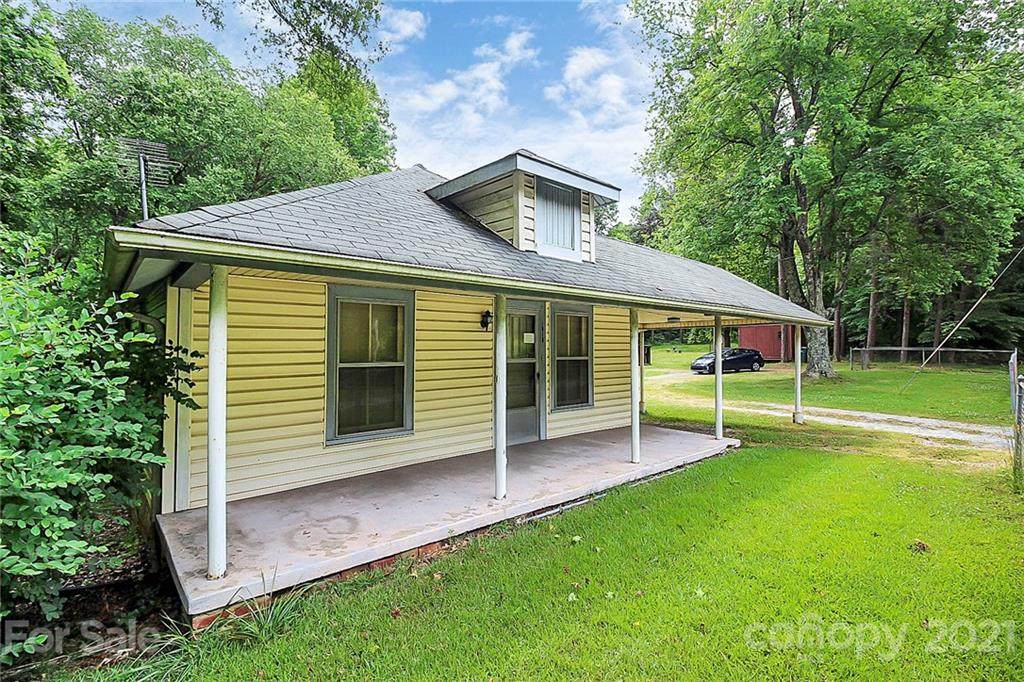 1018 N Salisbury Avenue - Photo 1