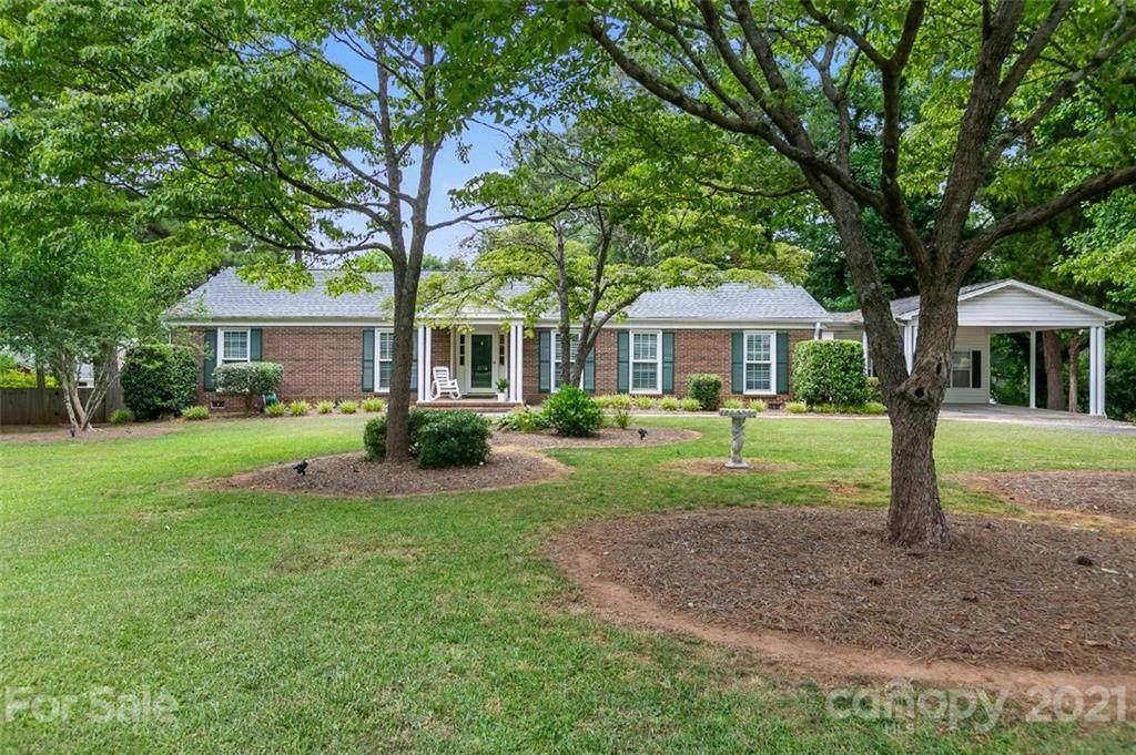 2116 Hempstead Road - Photo 1