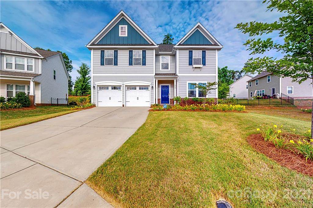 318 Redberry Court - Photo 1
