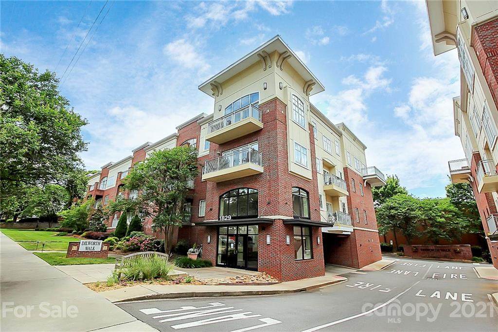 1829 Kenilworth Avenue - Photo 1