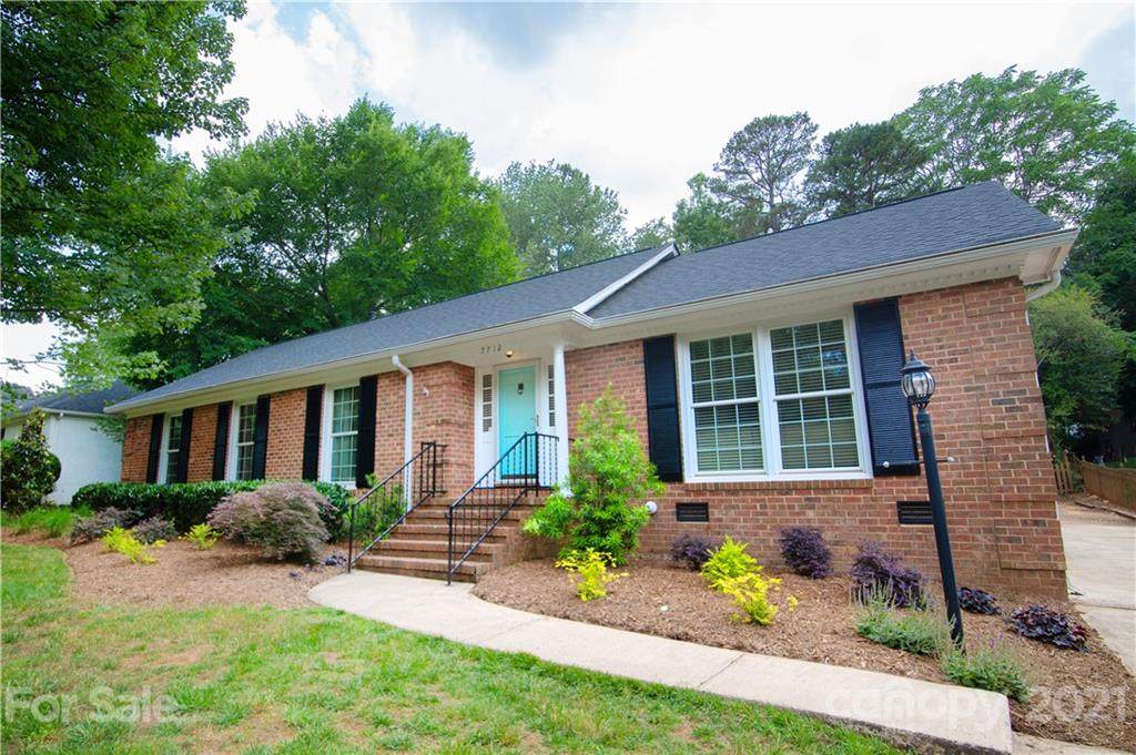 7712 Whistlestop Road - Photo 1