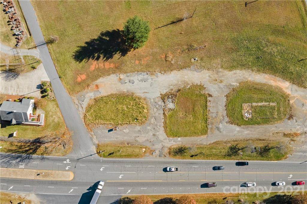 700 2nd Street - Photo 1