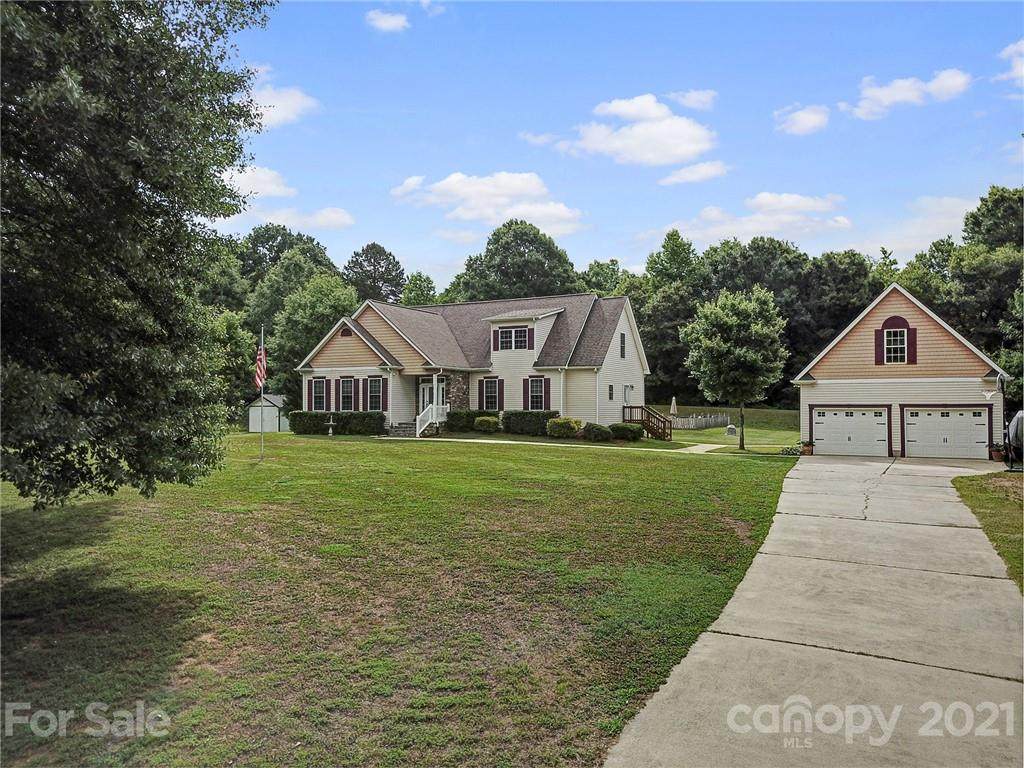 1021 Riddle Oak Lane - Photo 1
