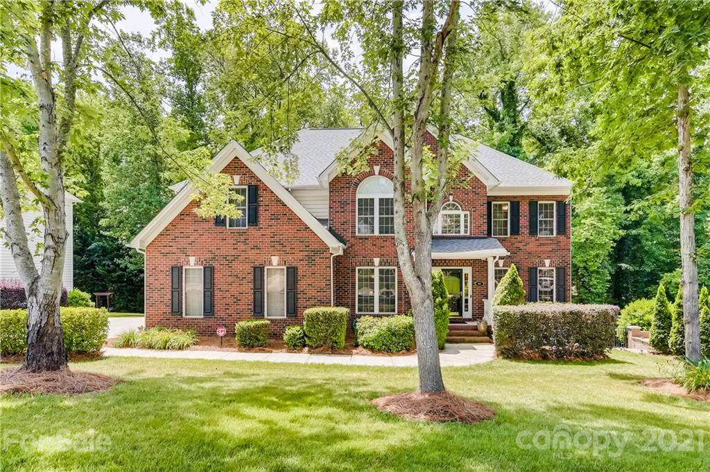161 Laurel Glen Drive - Photo 1