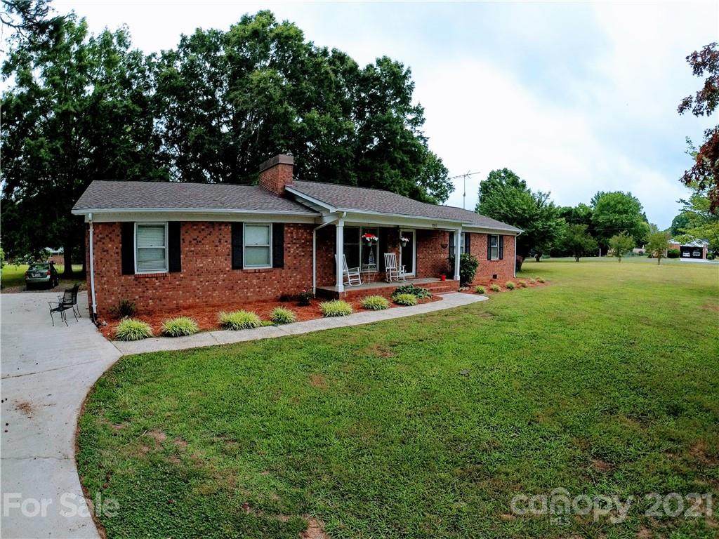 1503 Safrit Road - Photo 1