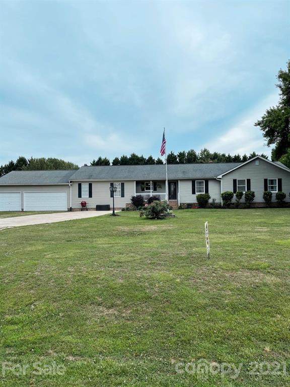 1573 Glenway Road - Photo 1