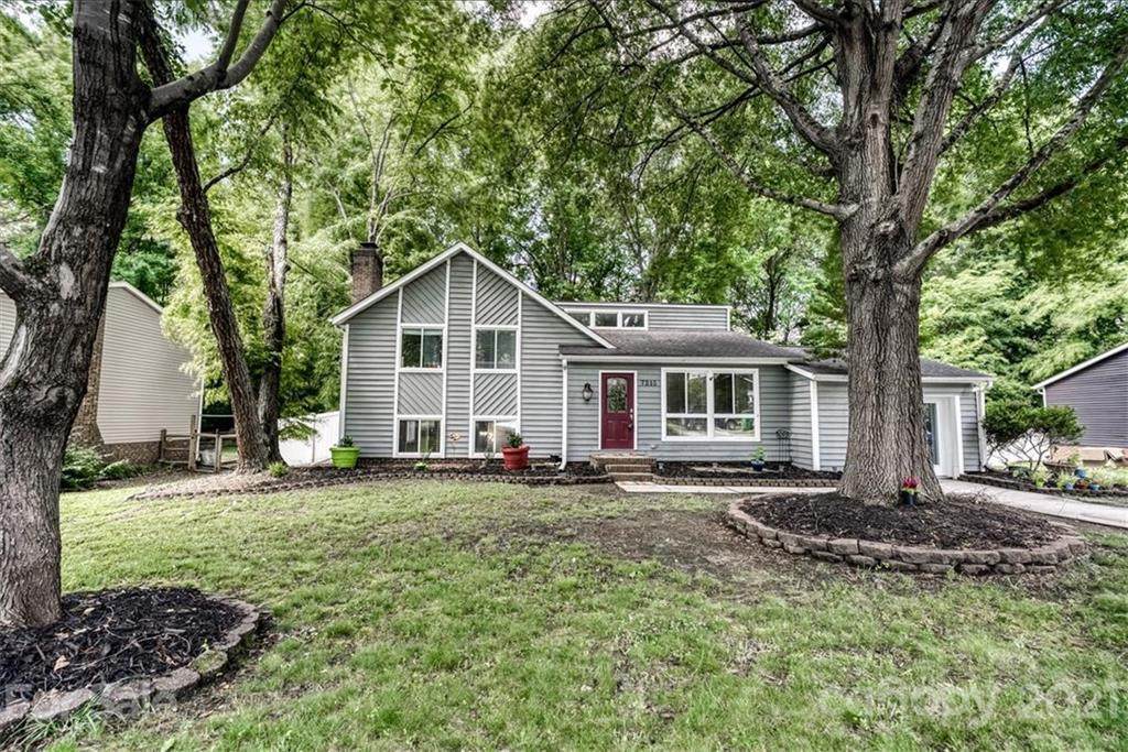 7215 Connan Lane - Photo 1