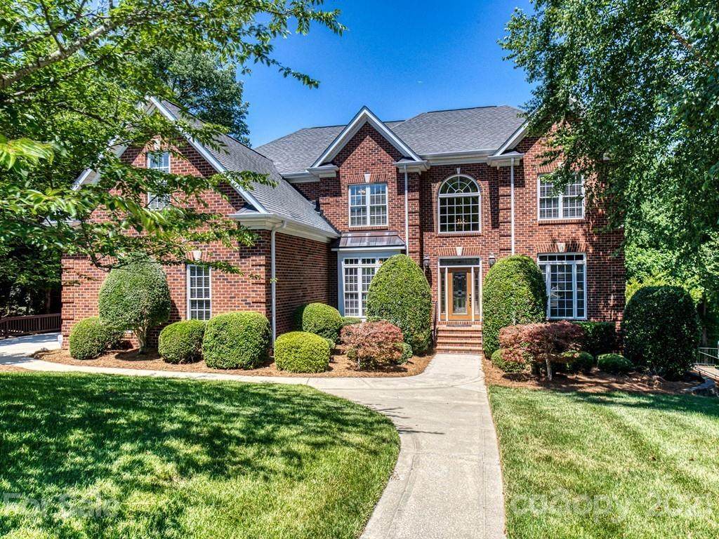 2820 Providence View Lane - Photo 1