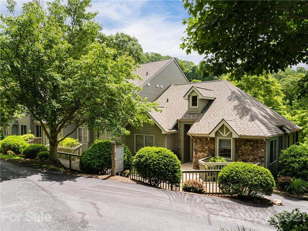 220 Stoney Falls Loop - Photo 1