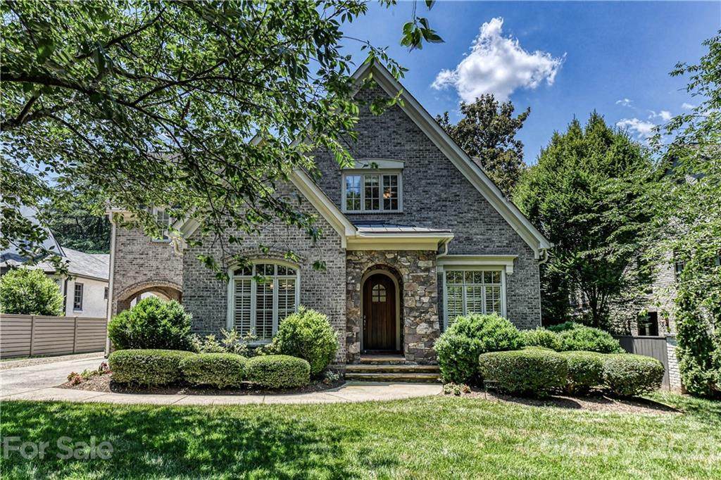 307 Ridgewood Avenue - Photo 1