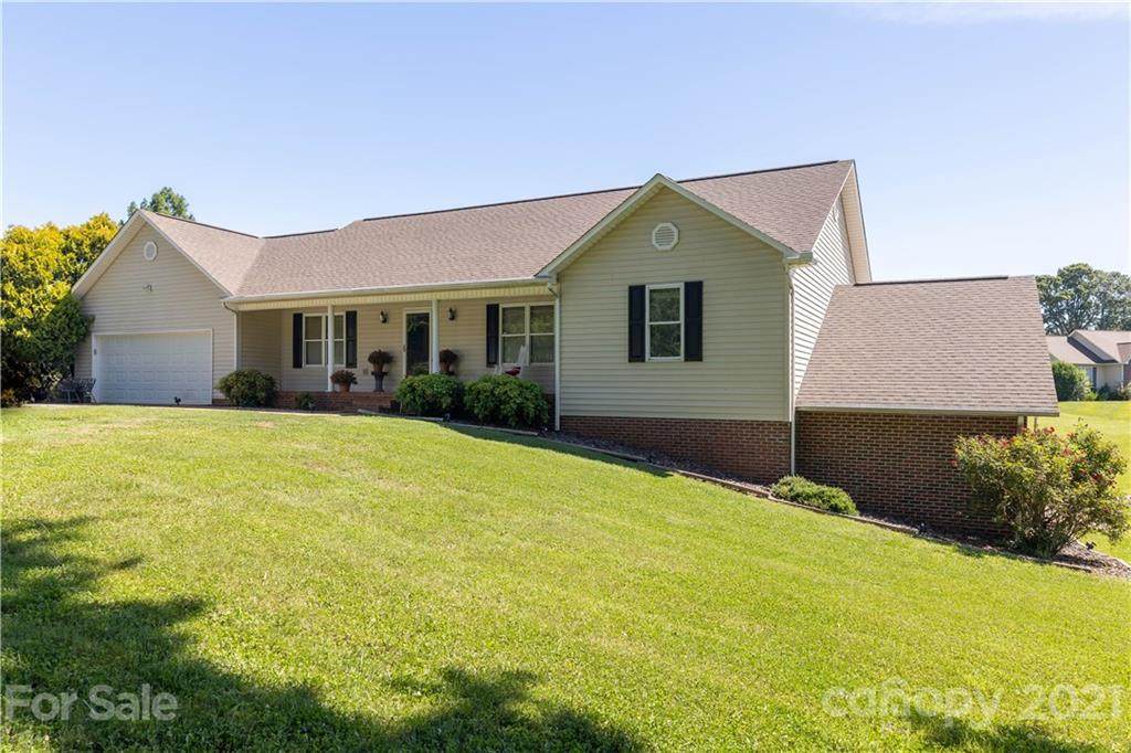 2714 Emmanuel Church Road - Photo 1