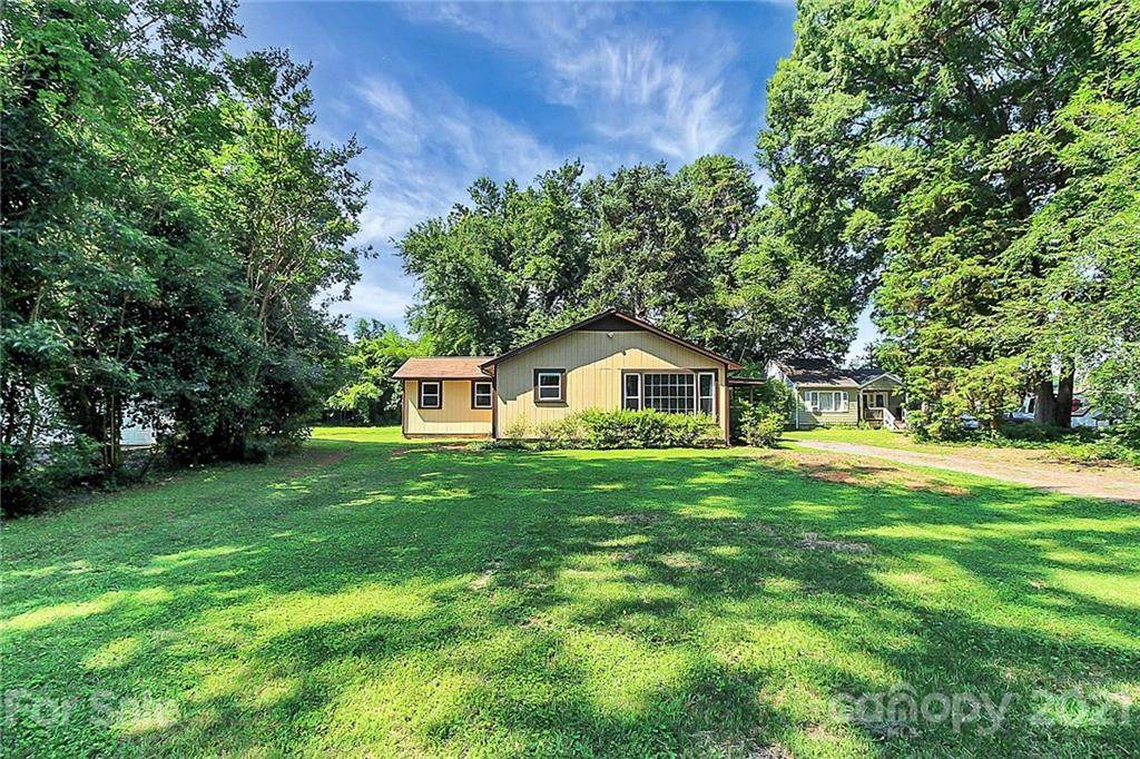 5500 Lantana Avenue - Photo 1