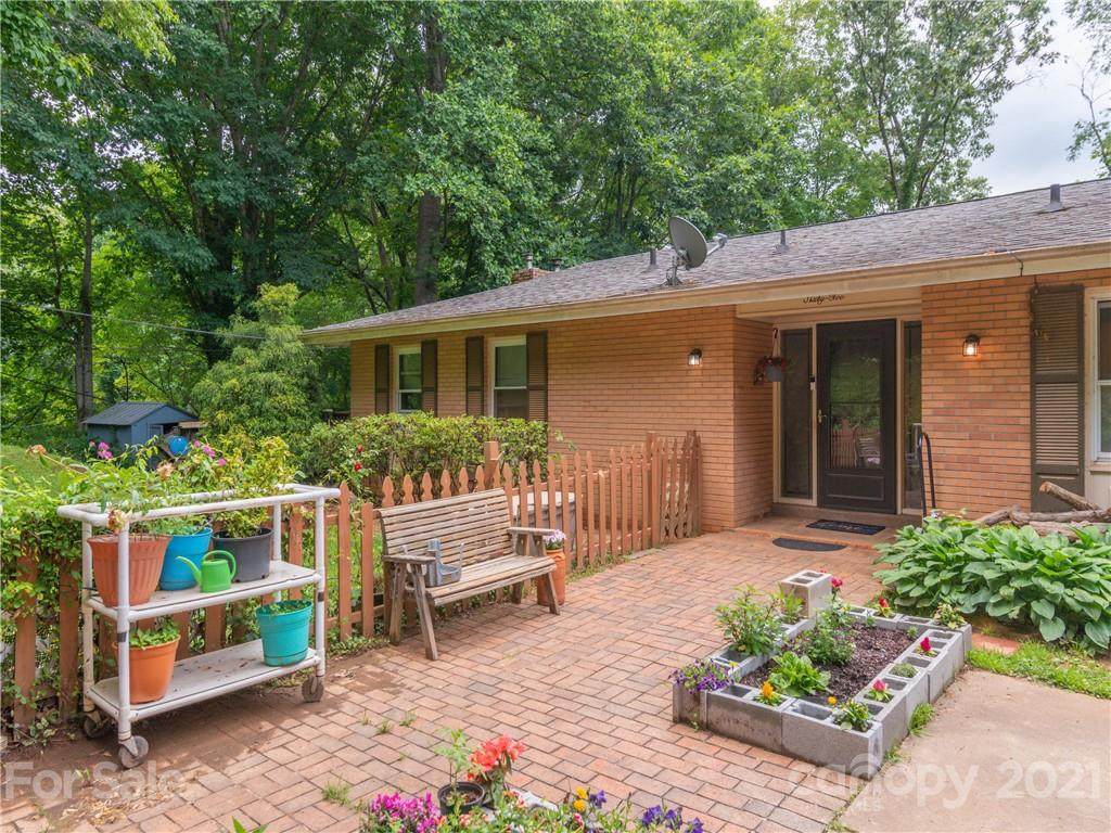62 Lenoir Circle - Photo 1