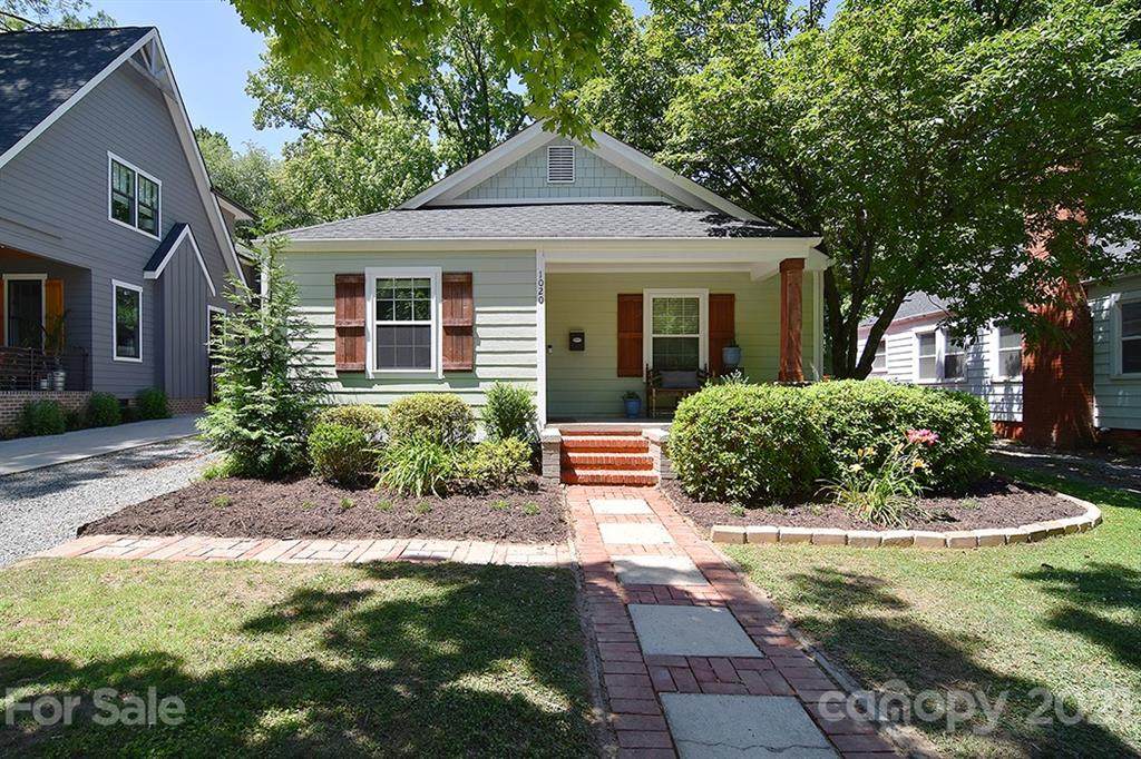 1020 35th Street - Photo 1