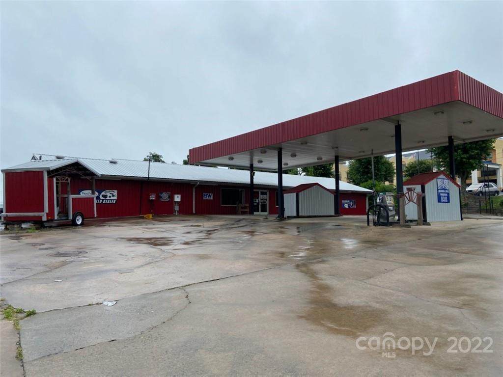 1267 Burkemont Avenue - Photo 1