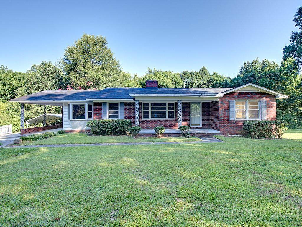 3073 Oakland Drive - Photo 1