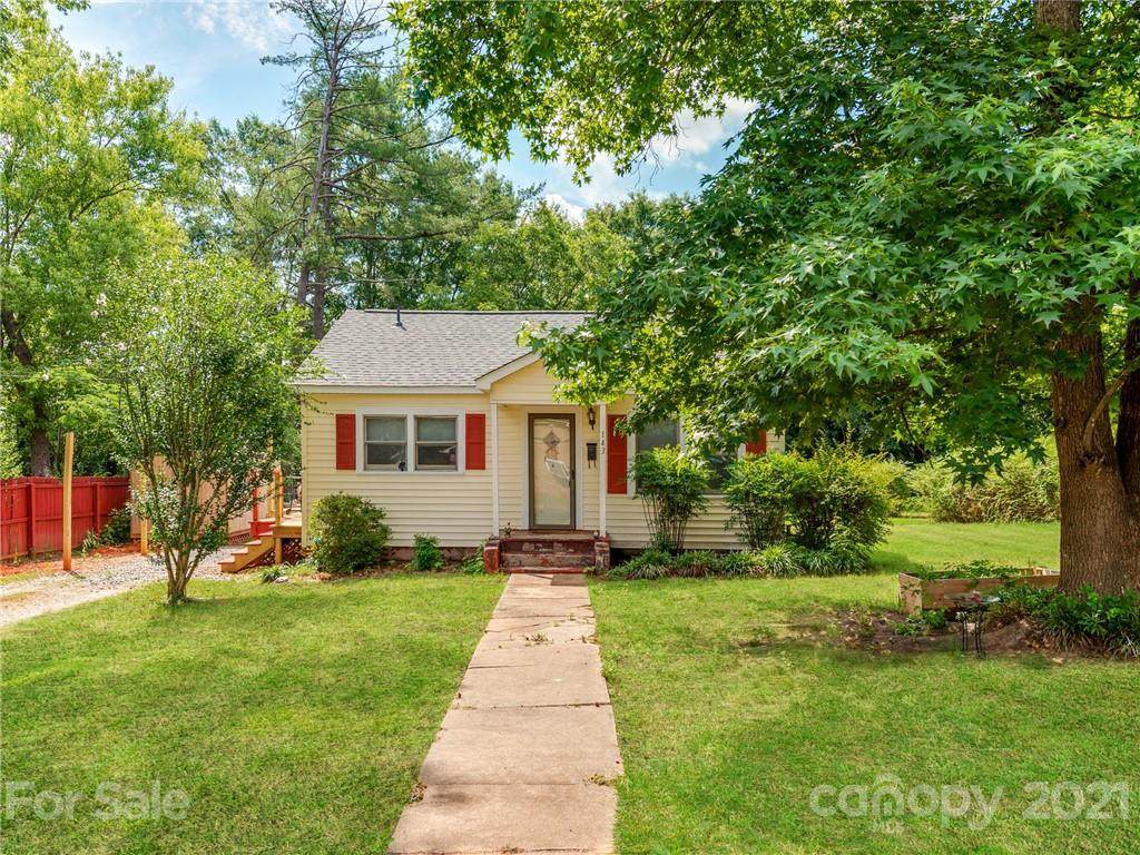 143 Highview Street - Photo 1