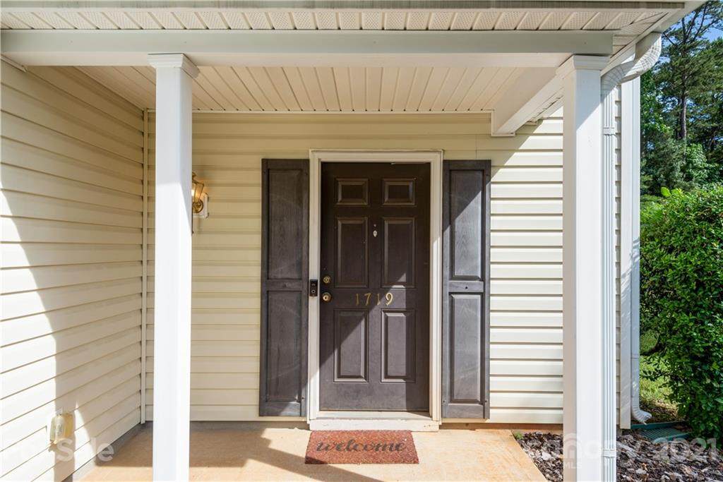 1719 Old Briar Lane - Photo 1